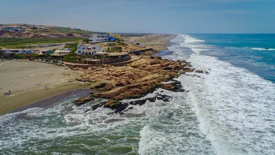 Arequipa: Balneario Mejía y El Santuario Nacional Lagunas de Mejía